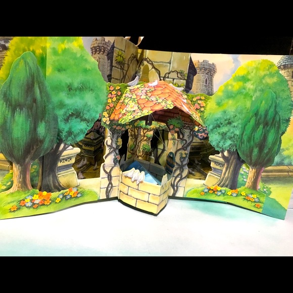 DISNEY SNOW WHITE AND THE SEVEN DWARFS THEATER 90s - Picture 6 of 16